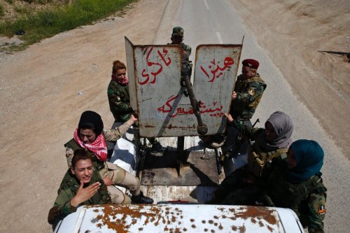 Ezidi Kürd Kadın Peşmergeler Reuters'un objektifinde