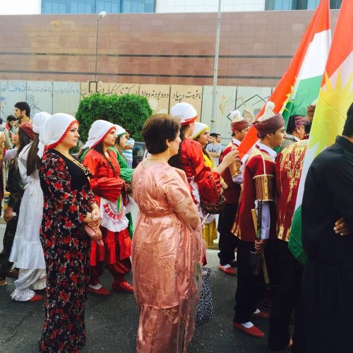 Bağımsızlık ve Referandum Karnavalı'ndan renki görüntüler