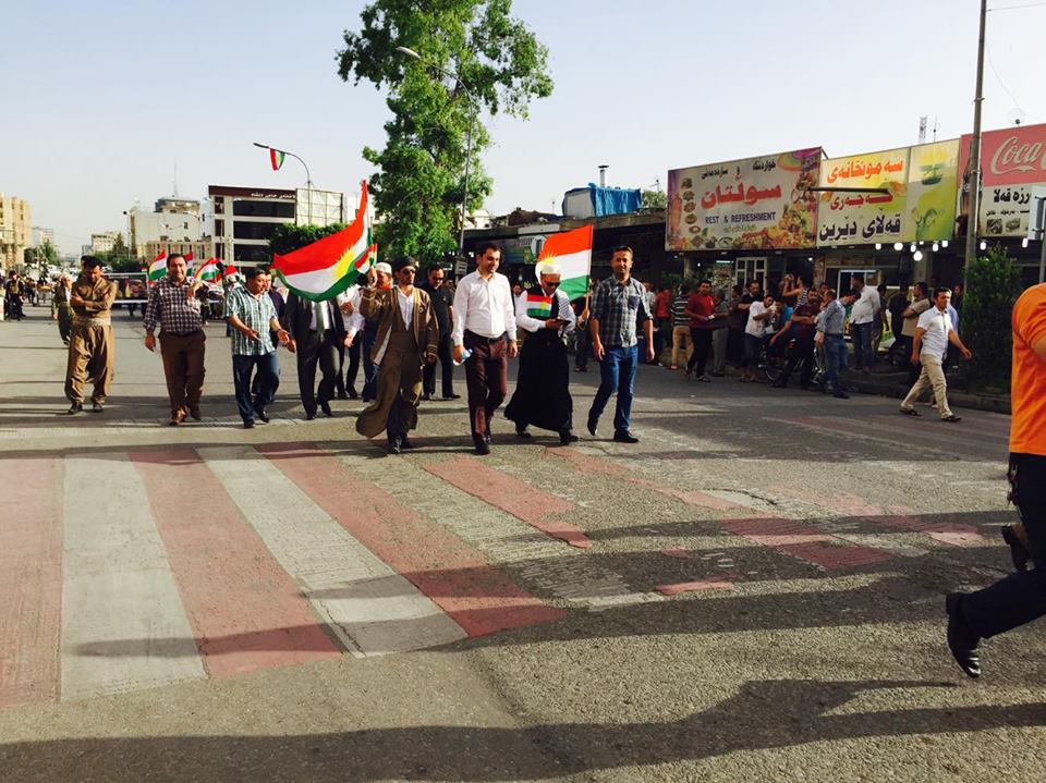 Bağımsızlık ve Referandum Karnavalı'ndan renki görüntüler