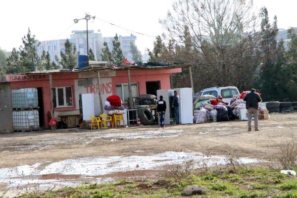 Operasyon sinyali verilen Nusaybin'den göç başladı