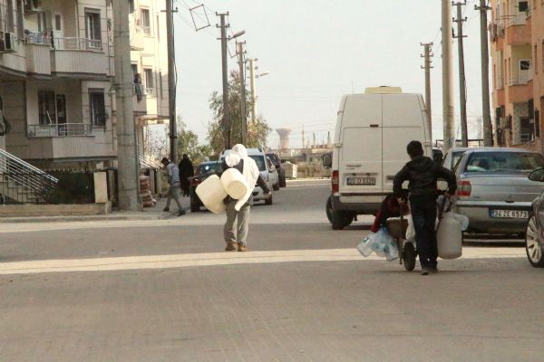 Operasyon sinyali verilen Nusaybin'den göç başladı