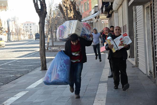 Sur'da genişletilen yasak sonrası göç