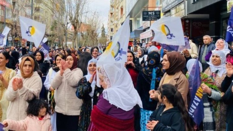 Strana Kurdî 'propaganda' hat qebûlkirin: Li dijî 6 jinan doz hate vekirin