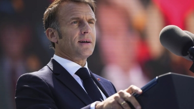 Macron, Meclis'i feshederek erken seçim çağrısı yaptı
