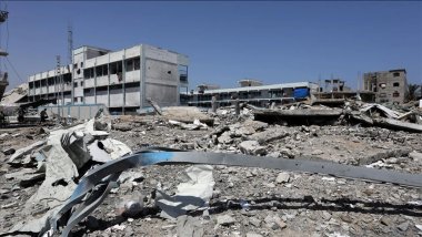 İsrail Gazze'de UNRWA'ya ait okullara saldırdı: En az 11 ölü