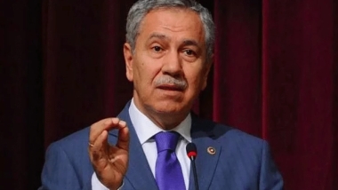 Bülent Arınç: AKP, muhafazakâr demokrat kimliğine geri dönebilir