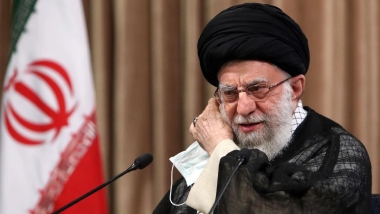 İran'ın dini lideri Hamaney'den Pezeşkiyan'a vizyon tavsiyesi