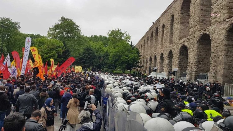 İstanbul'da 1 Mayıs'ta çıkan olaylara ilişkin yargılanan 25 kişi tahliye edildi