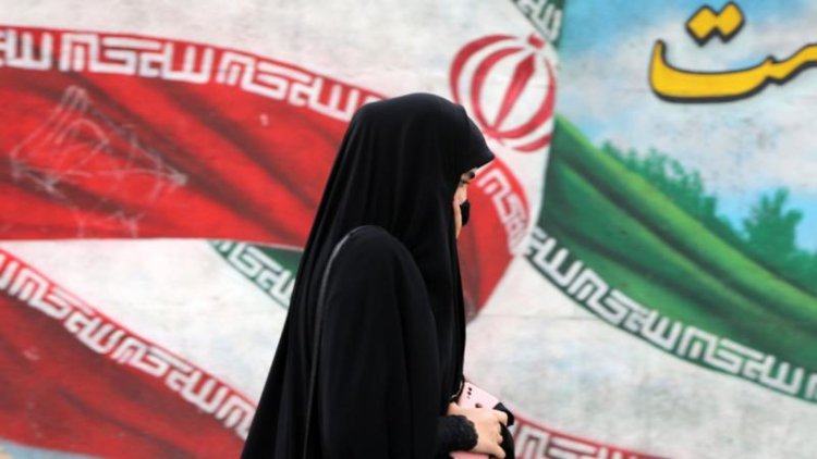 İran polisinden Cumhurbaşkanı Pezeşkiyan'a 'örtü' uyarısı