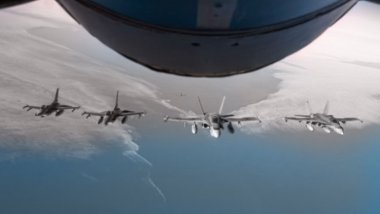 Rus ve Çin stratejik bombardıman uçakları ortak devriye uçuşu yaptı