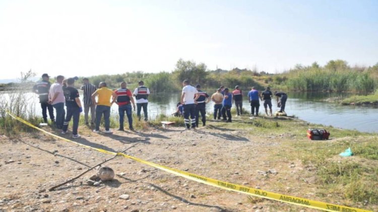 Urfa'da baraj gölüne giren 2 kişi boğuldu