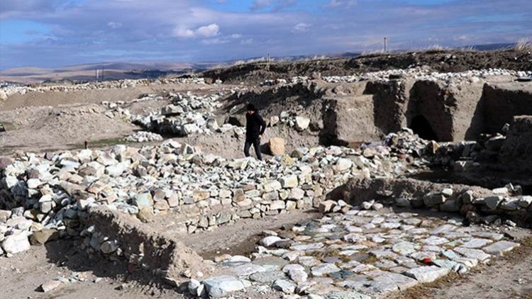 Amasya’da Medler'e ait 2 bin 600 yıllık ateşgah keşfedildi