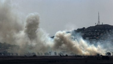 Hizbullah İsrail üssünü Katyuşa füzeleriyle vurdu