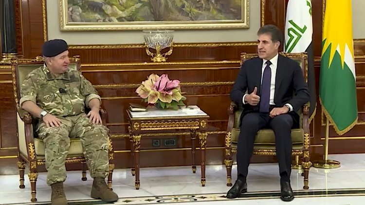 Başkan Neçirvan Barzani ve İngiliz askeri yetkili: IŞİD bölge için hala büyük bir tehdit