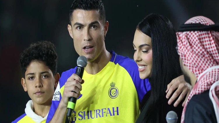 Ronaldo Bağdat'a gidiyor, işte detaylar