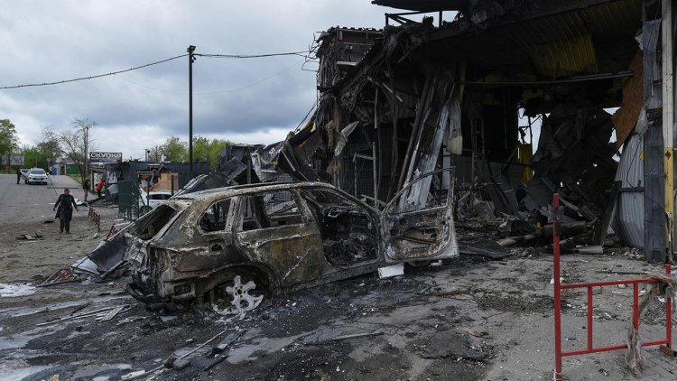 Rusya'dan Ukrayna'ya yoğun saldırı: 8 ölü, 44 yaralı