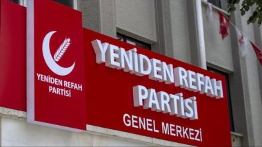 Yeniden Refah Partili iki belediye başkanı partilerinden istifa etti