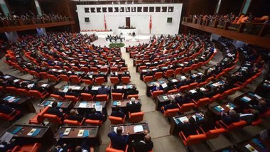 TBMM'de yeni oturma planı: MHP ile DEM Parti yan yana gelecek