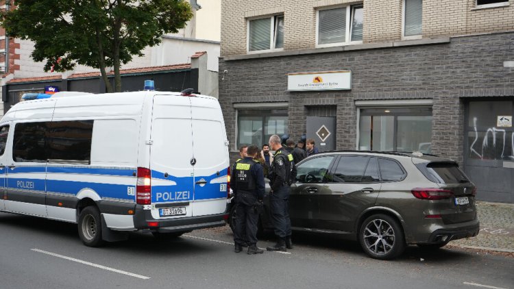 Almanya’da Kürt derneğine polis baskını