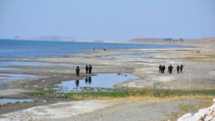 Van’da kaybolan Rojin'i arama çalışmaları hangi aşamada? Van Valisi'nden açıklama