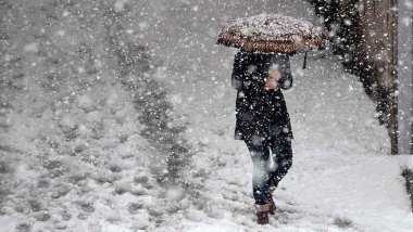 Meteoroloji'den birçok kente uyarı:  Sağanak yağış ve kar geliyor