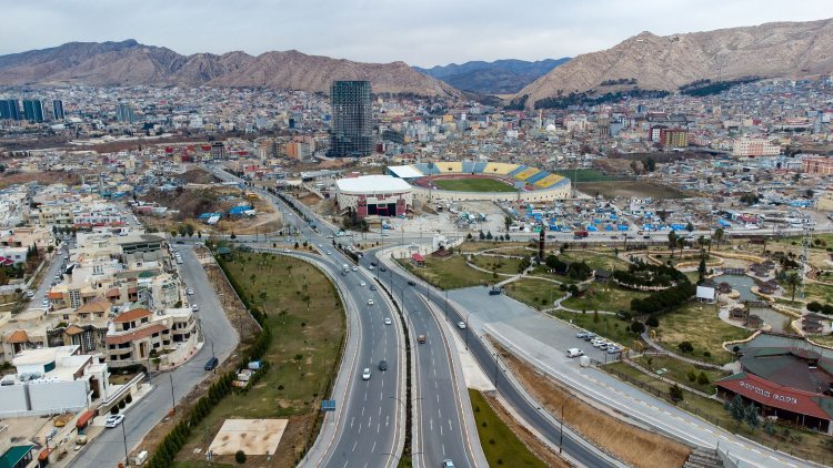 Li Dihokê mêrek û jinek li mala xwe kuştî hatin dîtin