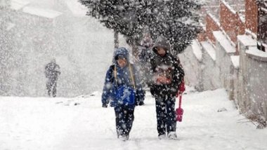 Çok sayıda ilde eğitime kar engeli: Bir gün ara verildi