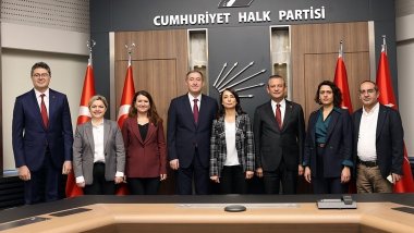 DEM Parti'den CHP'ye ziyaret- Özgür özel: Üzerimize düşeni yapmaya hazırız