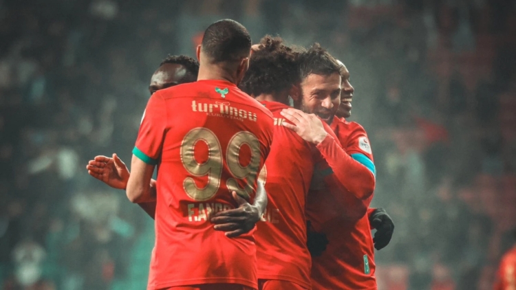 Amedspor evinde 2-1 kazandı