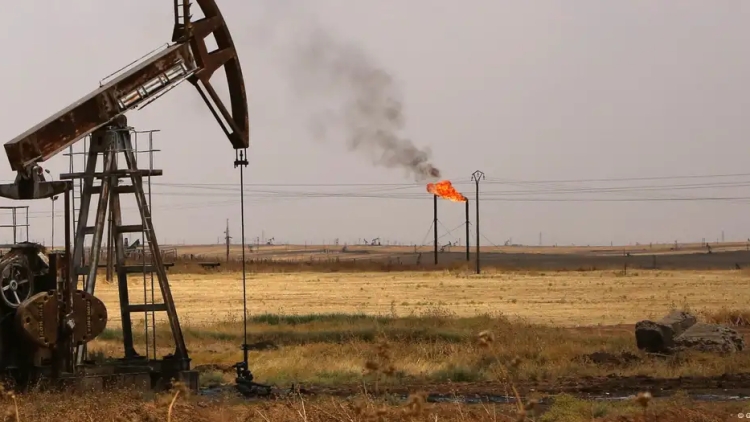 Rojava’dan Şam'a petrol tedariki başladı