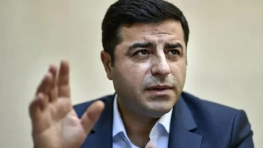 Demirtaş'tan Öcalan'ın çağrısına destek: Barışın yanında olalım