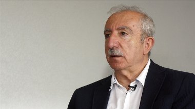 Miroğlu’ndan Suriye çağrısı: Kürtlerin yaşadığı yerleşimlerinin bombalanmasına dayalı strateji gözden geçirilmeli