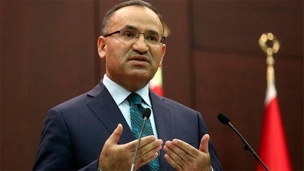 Bozdag: Divê Amerîka wan çekan kom bike!