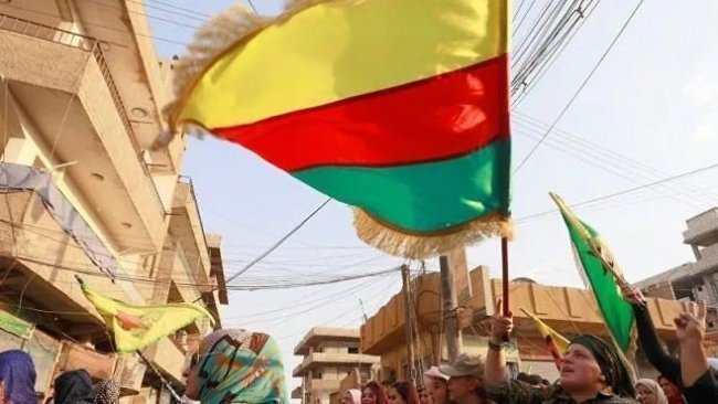 Rêveberiya Xweser daxwazê ji cîhanê dike li hemberî înkarkirina mafê Kurd helwest nîşan bide