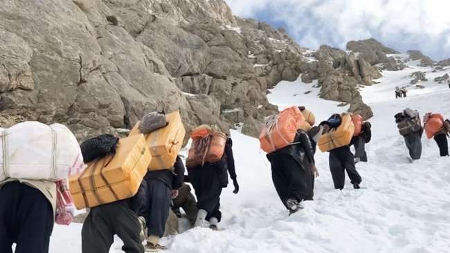 Li Merîwanê 4 kolber bi guleyên hêzên Îranê birîndar bûn