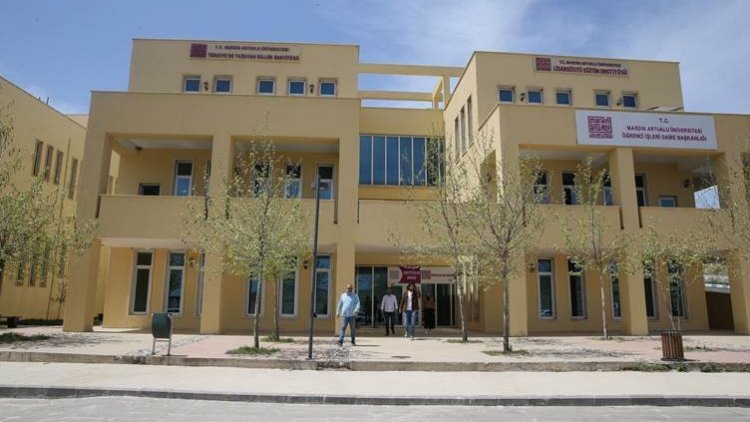 Li Zanîngeha Mêrdînê beşa doktoraya Kurdî tê vekirin