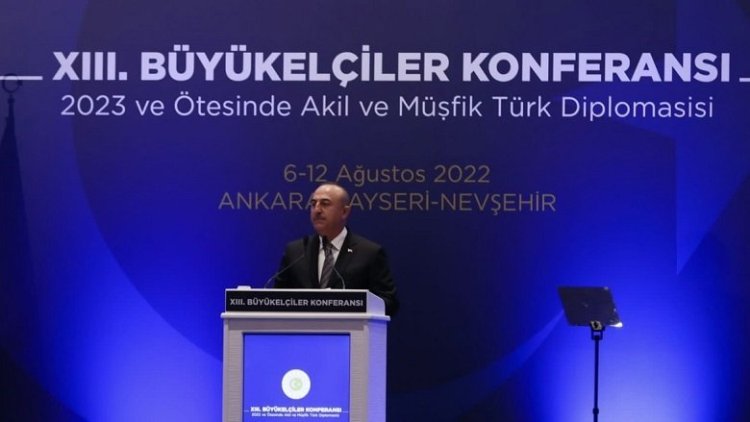 Çavuşoglu: Îstixbaratên Tirkiye û Sûriyê dest bi hevdîtinan kirine