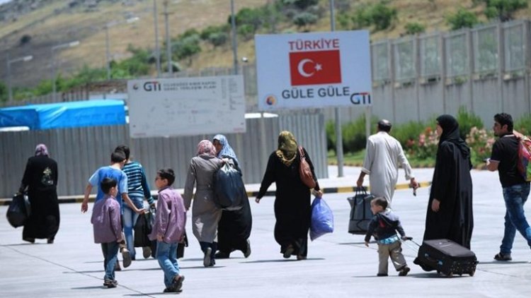 Saziya Sivîl a Penaberan: Tirkiye penaberên Sûriyê bi darê zorê vedigerîne