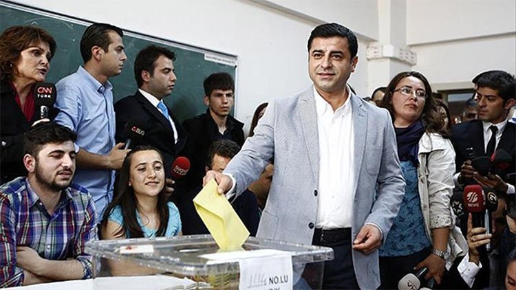 Demirtaş li ser gotegotên nakokiyên xwe û HDPê axivî