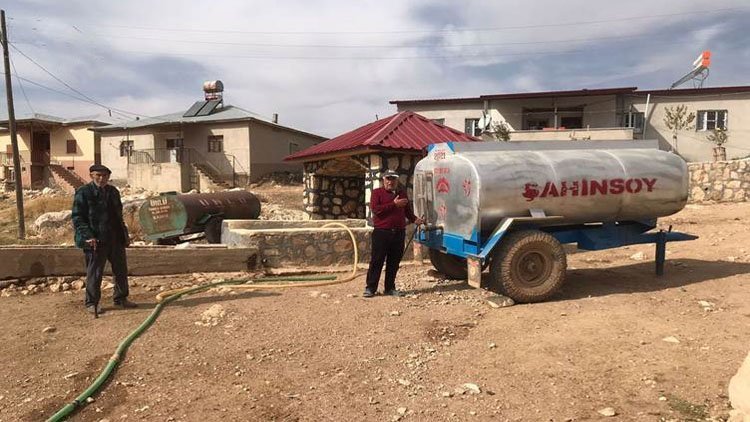 Li Elbistanê gundên Kurdên Elewî 100 sal in bêav in