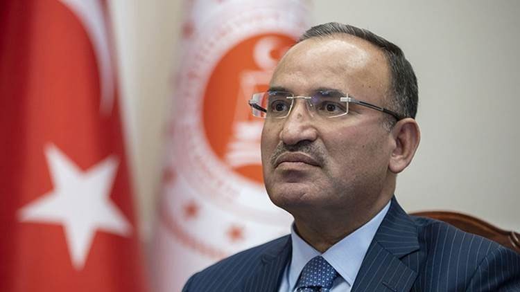 Bekir Bozdag: Di lêpirsîna erdhejê de ji bo 171 kesan biryara girtinê hate dayîn