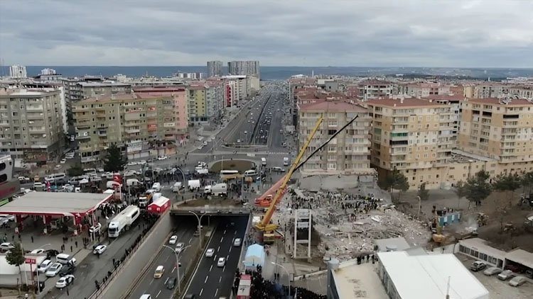 Li Amedê derbarê zêdekirina kirêya xaniyan de lêpirsîn hat destpêkirin