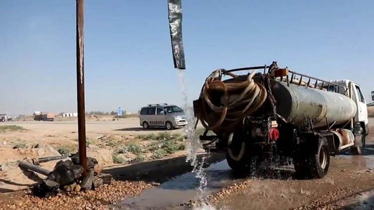 Rêveberiya Xweser dê ji Qamişlo 40 tankerên avê bişîne Hesekê