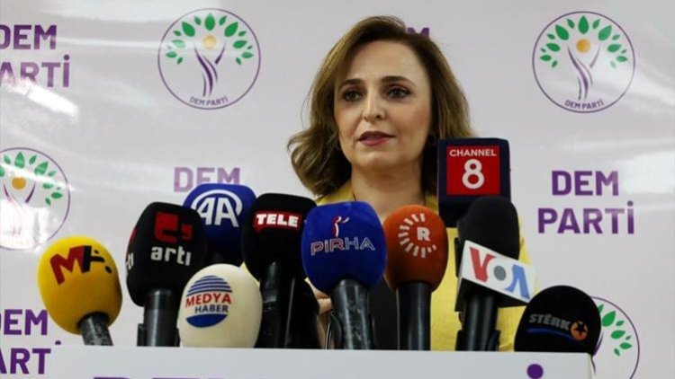 DEM Partiyê derbarê şaredariya Stenbolê û Başak Demîrtaşê daxuyanî da