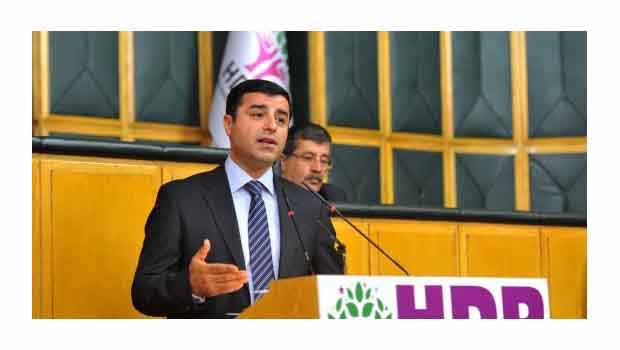 Selahattin Demirtaş,'IŞİD ile savaşmak isteyen on binler var'