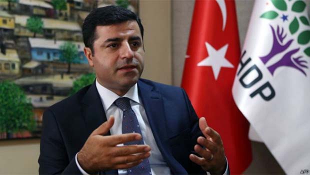 Demirtaş: Silahla özerklik olmaz