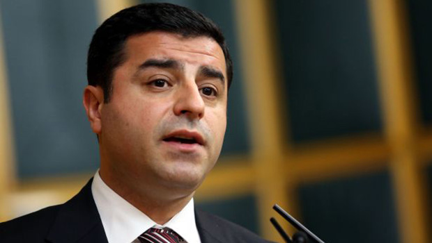 Demirtaş: Kürt, Türk birbirinize sarılın