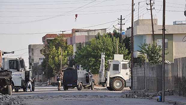 Nusaybin'de sokağa çıkma yasağının ardından çatışma çıktı!