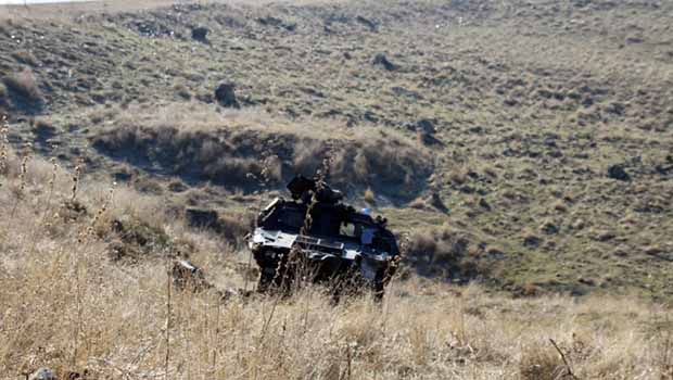 Muş'ta Askeri araca bombalı saldırı