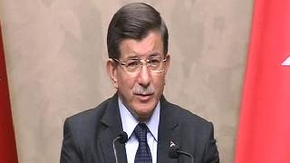 Davutoğlu: Rus pilotun cenazesi Türkiye’de